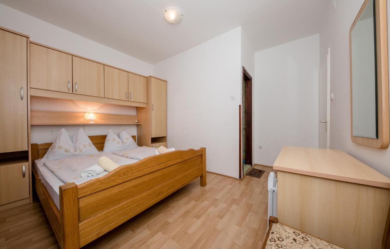 B&B Rooms Marijana Kampor Buitenkant foto